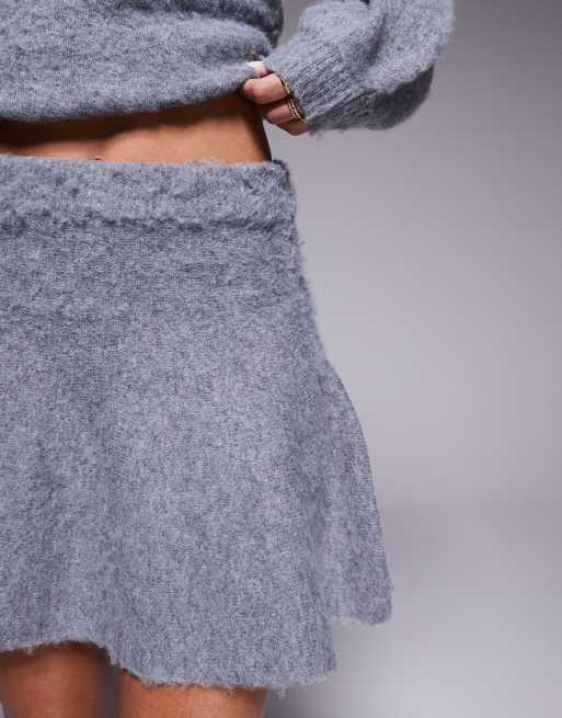 In The Style x Natalya Wright - Koksgrå nederdel i fluffy strik - Del af sæt - Kun hos ASOS , 2 af 5