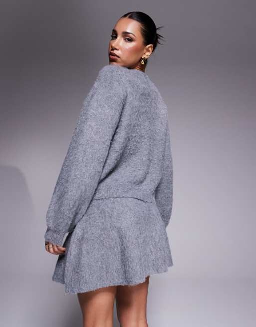 In The Style x Natalya Wright - Koksgrå nederdel i fluffy strik - Del af sæt - Kun hos ASOS , 3 af 5