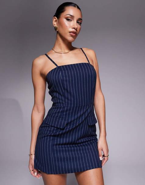 In The Style x Natalya Wright - Vestito corto con spalline sottili sartoriale blu navy gessato - view 1