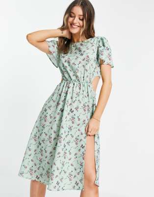 In The Style x Olivia Bowen cut out side midi dress with thigh split in sage floral print-Multi