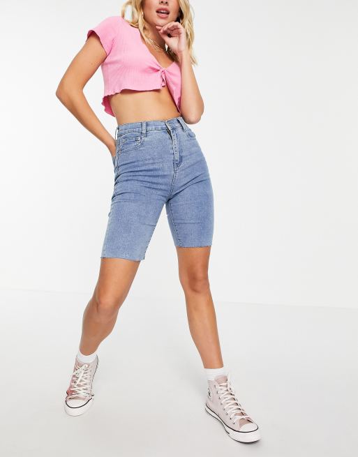 In The Style x Olivia Bowen exclusive cut off denim longline shorts in blue, 4 of 4