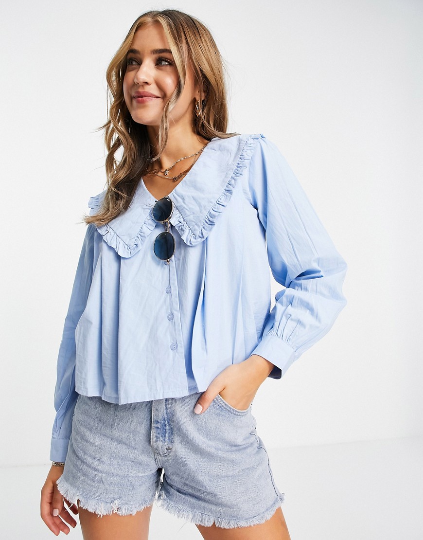 Influence cotton poplin pleated blouse with oversized collar in blue-Blues