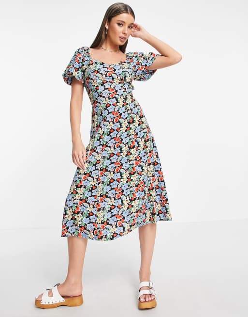 Influence - Gelaagde midi jurk met pofmouwen en multi bloemenprint
