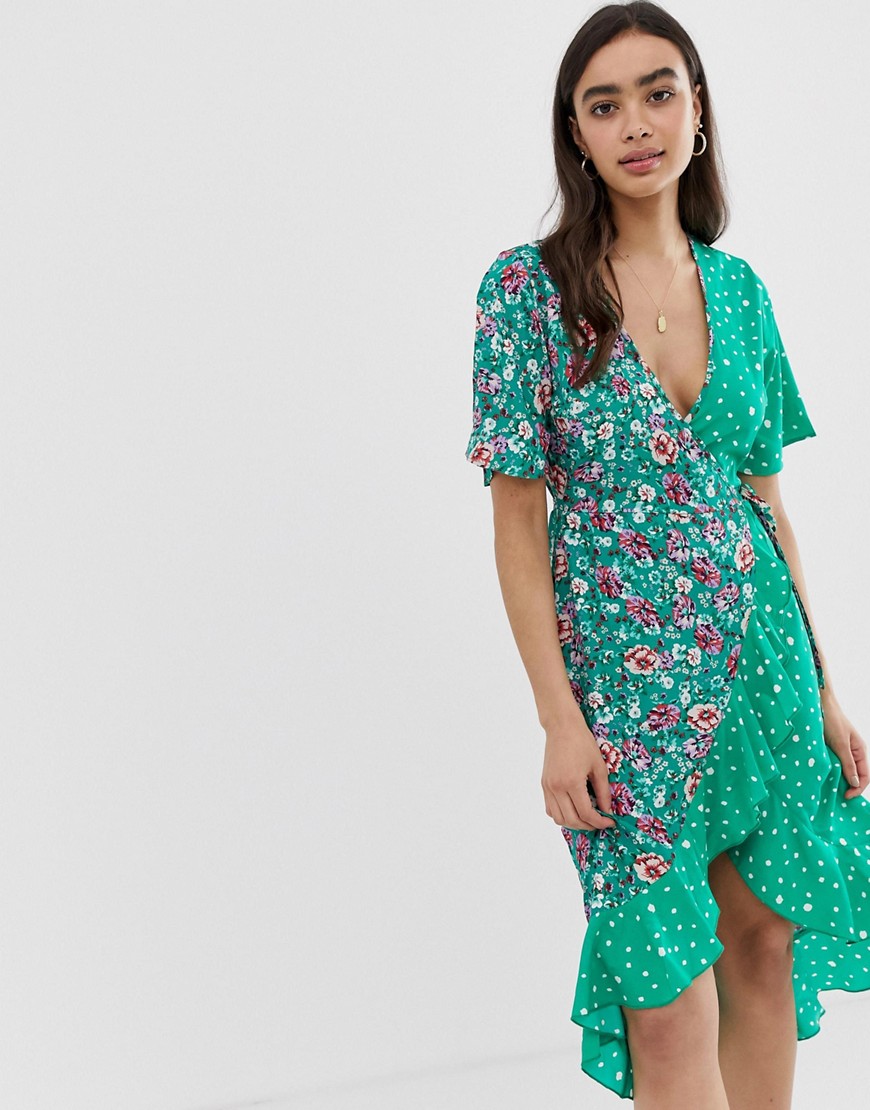 Influence – Midiklänning med omlott och blandade blommiga mönster-Grön