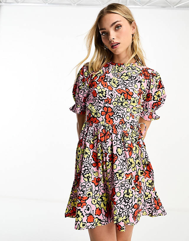 Influence - mini dress in bold floral print