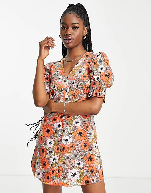 Influence - Mini-jurk met korte mouwen, knopen voor en oranje bloemenprint 