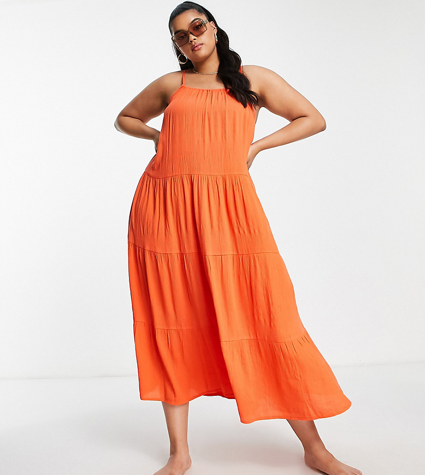 Plus-size dress by Influence Dreaming of the beach Tiered design Square neck Fixed straps Tie-back fastening Regular fit