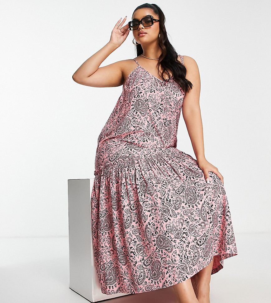 Plus-size dress by Influence Dreaming of the beach V-neck Tie straps Frill trim Regular fit