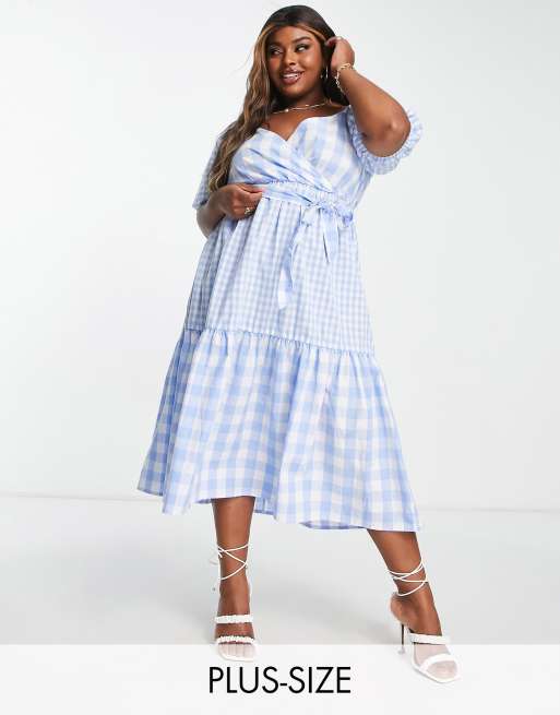 Influence Plus - Vestito midi a balze con maniche a sbuffo blu a quadri