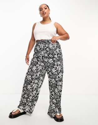 Influence Plus wide leg trousers in monochrome floral print