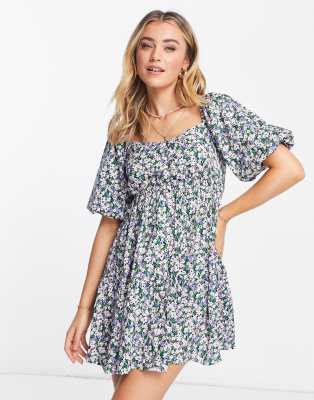 Influence Influence puff sleeve mini dress in ditsy floral print-Multi