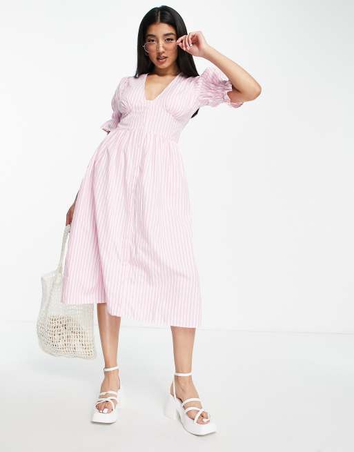 Influence puff sleeve v neck maxi dress in pink gingham | ASOS