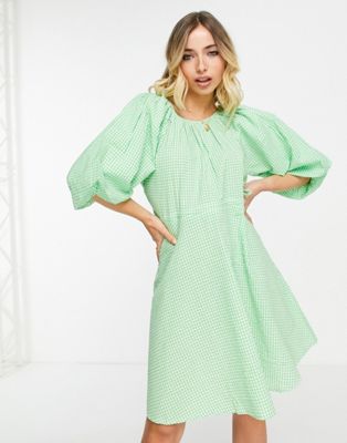 Influence angel sleeve mini dress in green polka dot - ASOS Price Checker