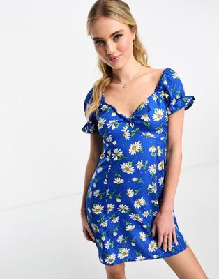 Influence tie front mini dress in blue daisy floral print - ASOS Price Checker