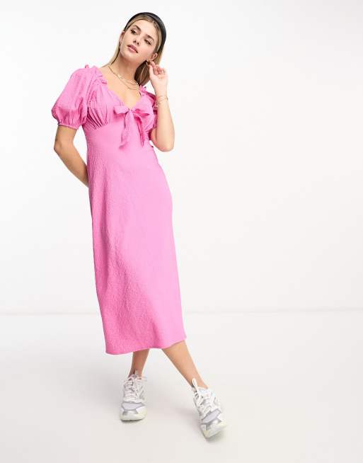 Influence - Robe mi-longue texturée avec nœud sur le devant - Rose