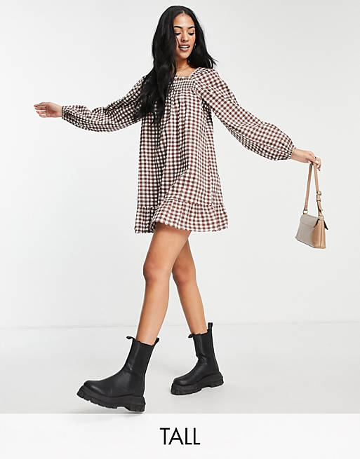 Influence Tall long sleeve mini gingham smock dress in brown