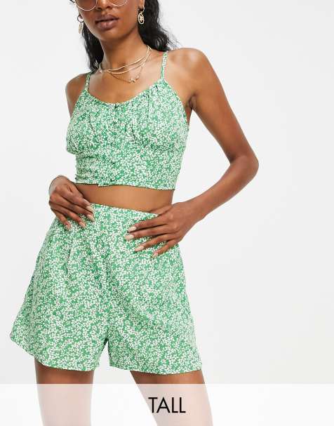 Influence Tall shorts co-ord in green floral print - view 1