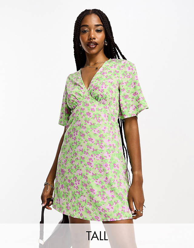 Influence Tall - v neck mini dress in green and lilac floral print