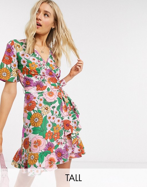 Influence Tall wrap dress in retro floral