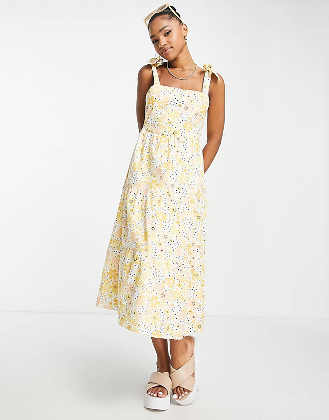 Influence tie shoulder tiered midi dress in floral print