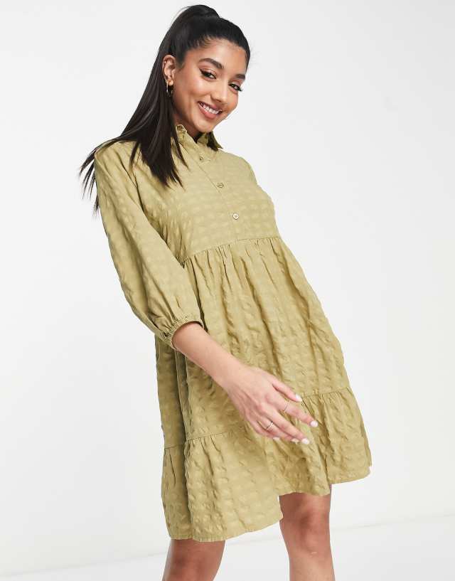 Influence tiered hem shirt dress in khaki