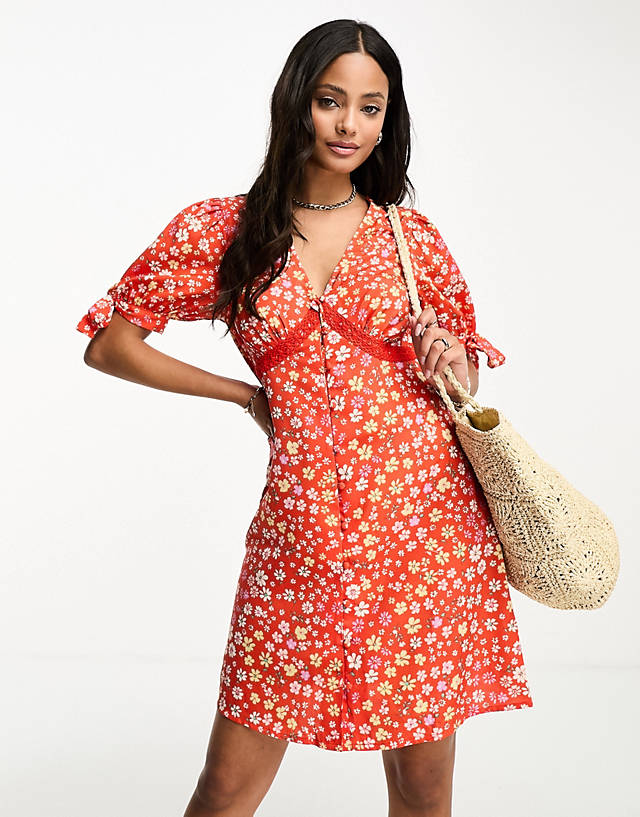 Influence - v neck mini dress in red floral print