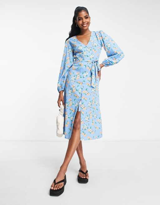 Influence - Vestito midi blu con stampa a fiori allacciato in vita con bottoni