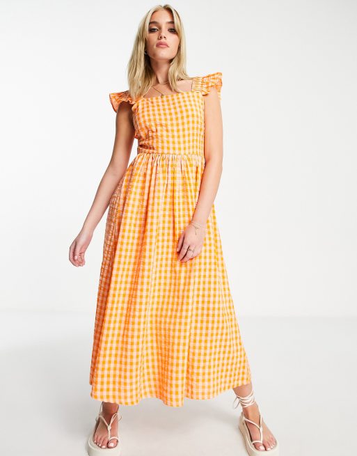 Influence – Wadenlanges Seersucker-Kleid in Orange mit Vichy-Karo und Rückenausschnitt mit Schleife, 3 von 4