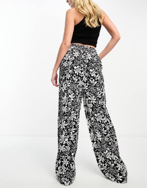 White floral hot sale trousers