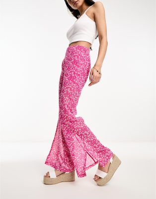 Influence Influence wide leg trousers in pink floral print-Red