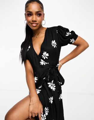 Influence wrap front midi dress in monochrome floral print