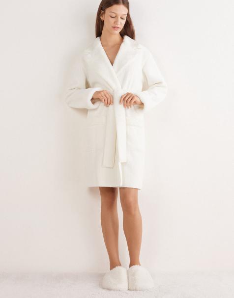 Intimissimi Classy chenille dressing gown in powder white - view 1