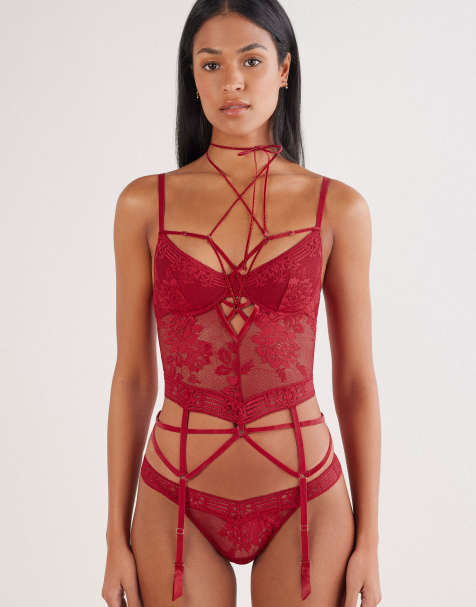 Intimissimi La femme fatale basque in sealing wax red