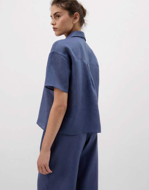 Intimissimi Plain-weave linen short-sleeved shirt in denim blue, 2 of 7