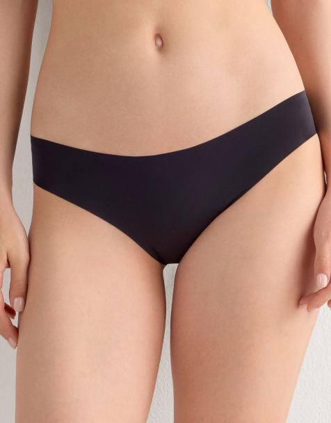 Intimissimi Seamless microfibre snug-fit panties in black - view 1