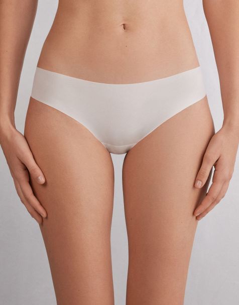 Intimissimi Seamless microfibre snug-fit panties in talc white - view 1