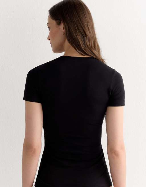 Intimissimi Short-sleeved stretch top in black, 2 of 6