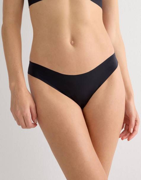 Intimissimi Ultralight microfibre brazilian knickers in black - view 1