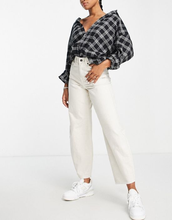 https://images.asos-media.com/products/inwear-ganja-high-rise-barrel-leg-jeans-in-stone/202055458-4?$n_550w$&wid=550&fit=constrain