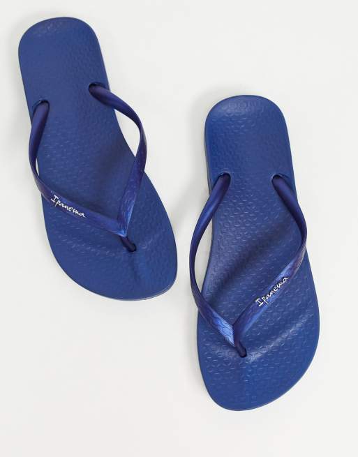 Ipanema anatomic fip flops in navy ASOS