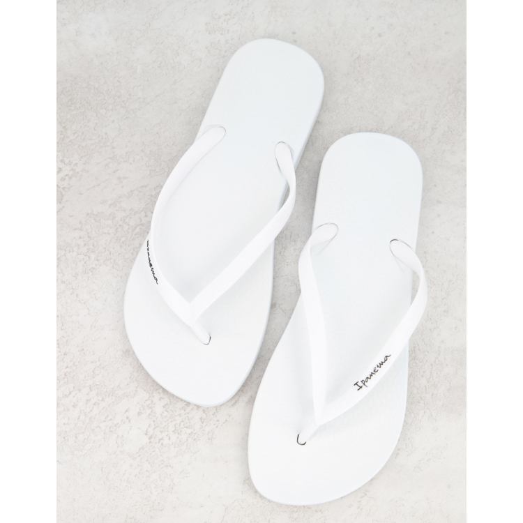 White flip store flops canada