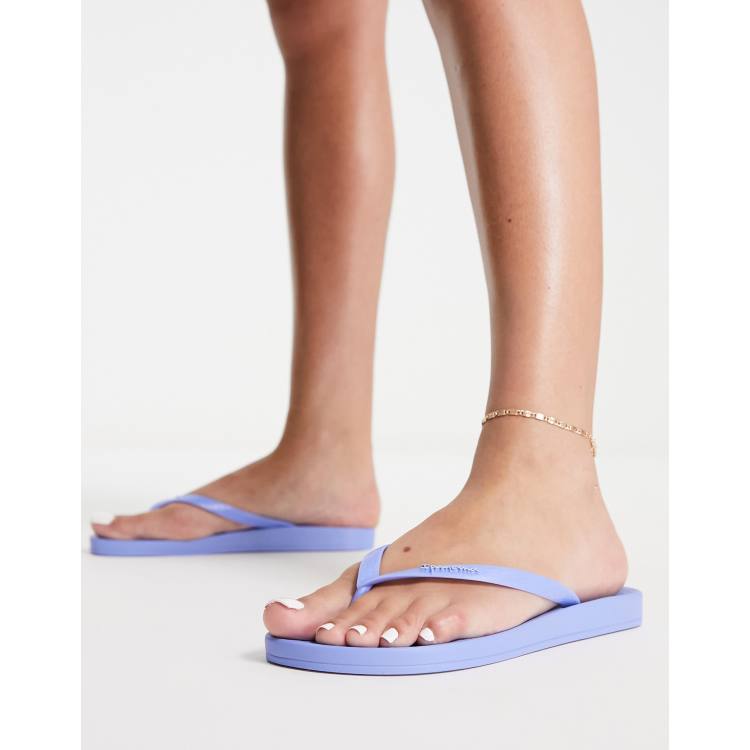 https://images.asos-media.com/products/ipanema-anatomica-flip-flops-in-blue/201726382-1-blue?$n_750w$&wid=750&hei=750&fit=crop