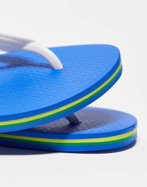 Havianas brasil logo flip flops in red and blue