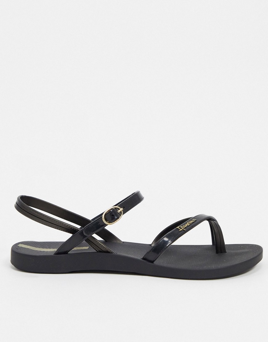 Ipanema – Platta sandaler med tåögla-Svart