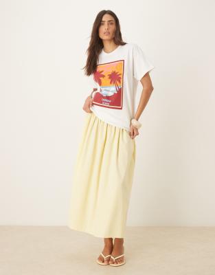 Isabelle Pennington Edmead Isabelle Pennington-edmead Postcard T-shirt In White