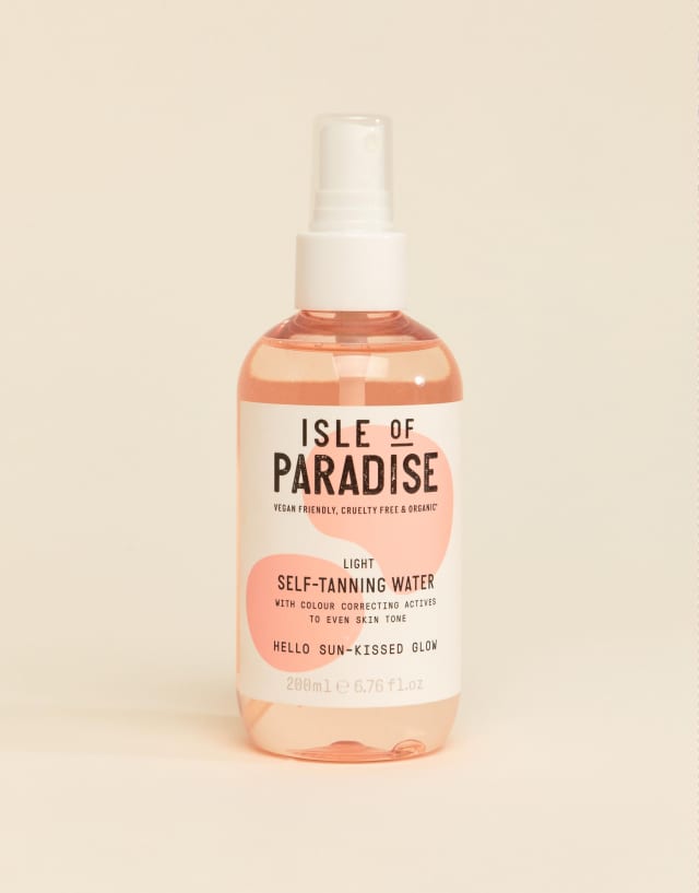 Isle of Paradise Self-Tanning Water - Light 6.76 oz