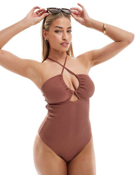 Ivory Rose – Fylligare Byst – Dual Sized – Brun, ribbad baddräkt med upp och nedvänd halterneck och pärlor - view 1