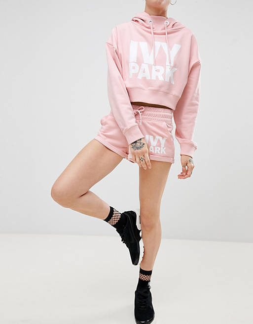 Ivy Park Logo Jersey Shorts In Pink