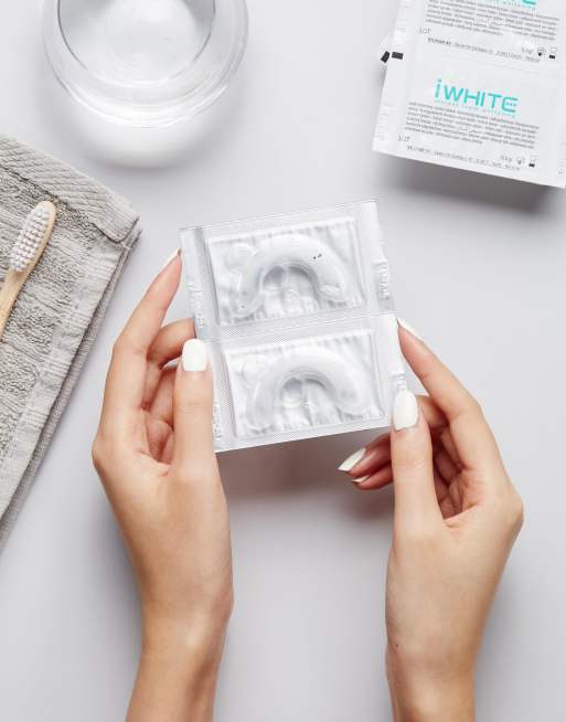 iWhite Instant Dark Stains Teeth Whitening Kit 10 trays, 2 of 4