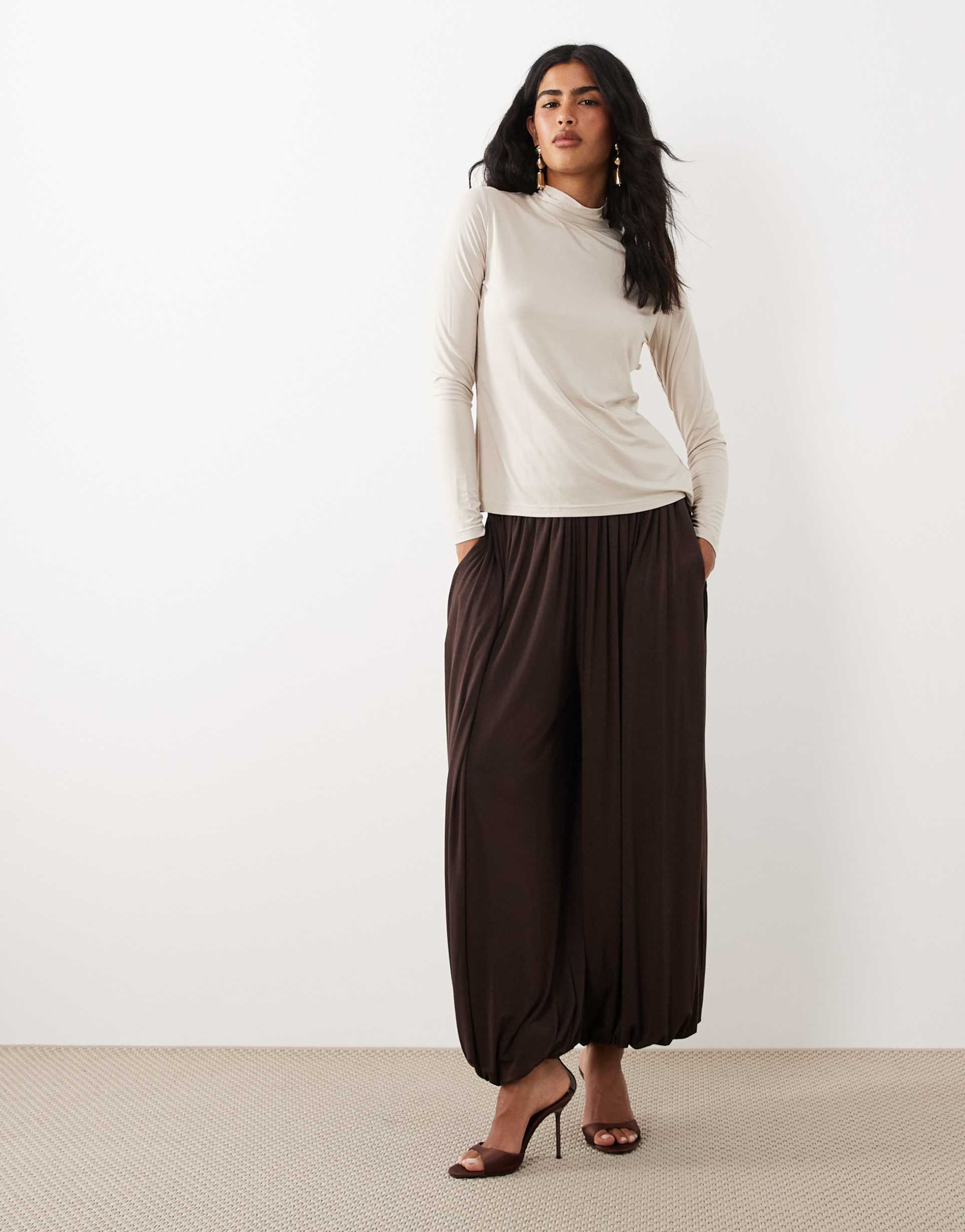 iyal bamboo cuffed oversize leg harem pants in brown